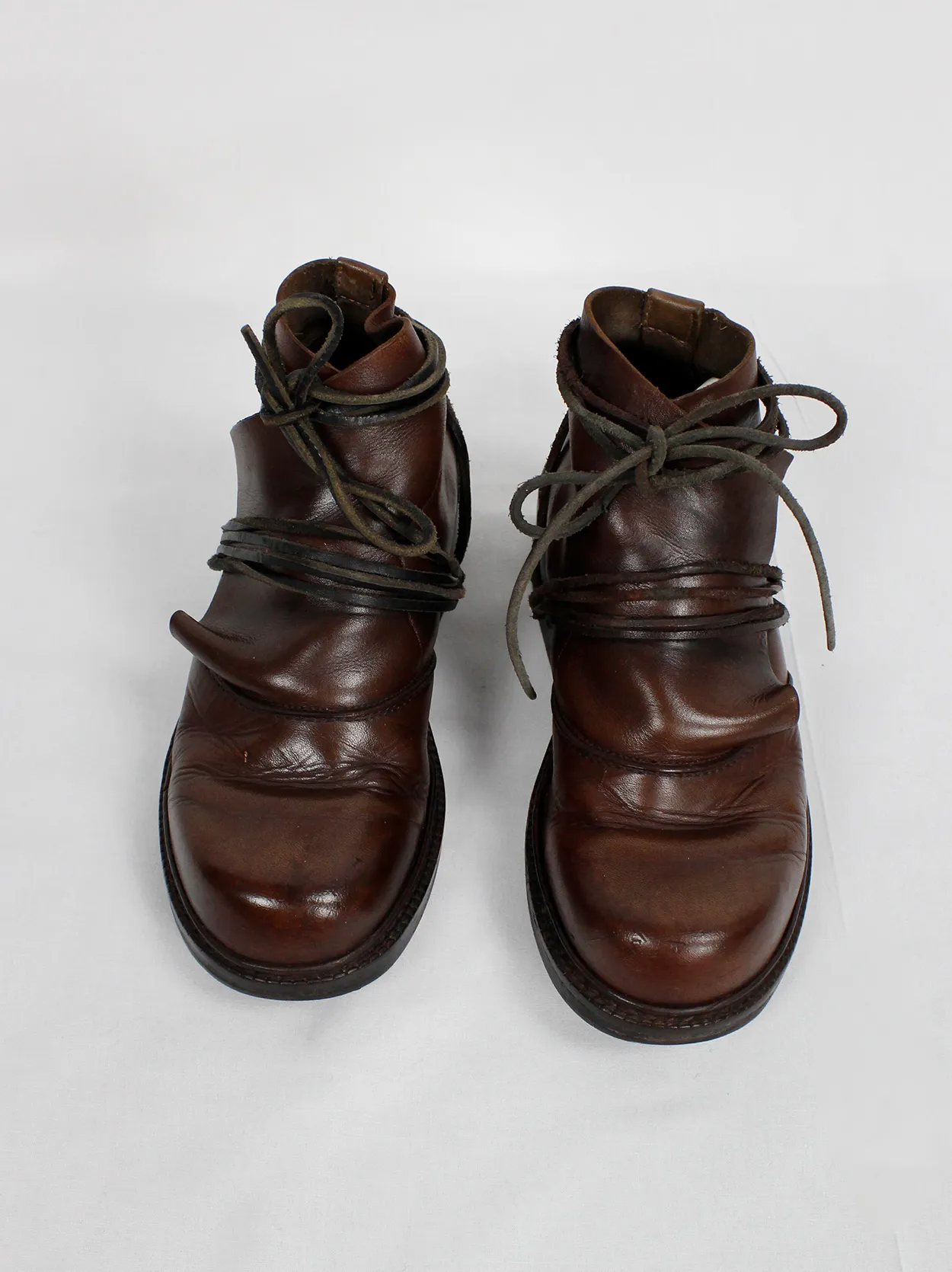 Dirk Bikkembergs brown boots with flap and laces through the heel (37) — fall 1994