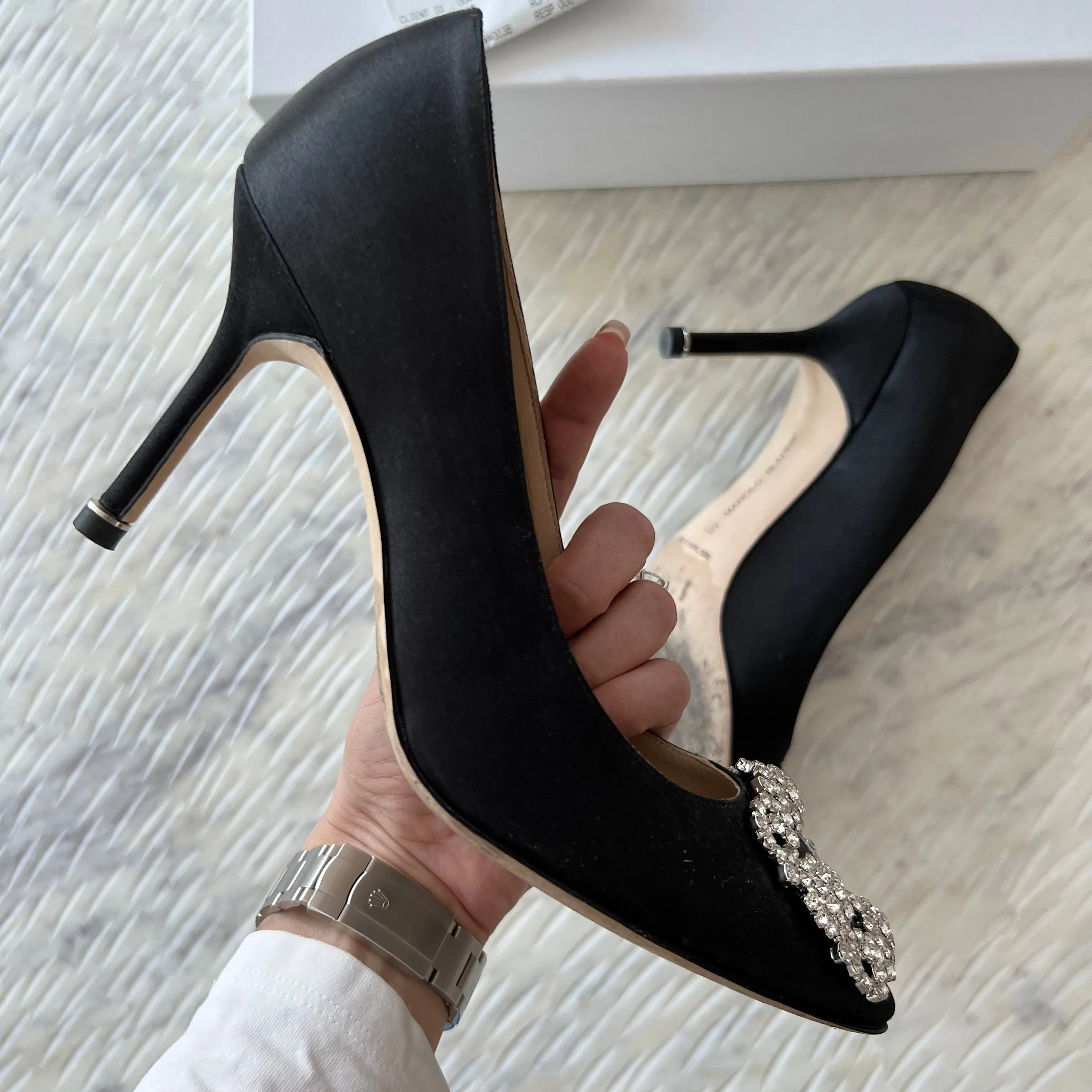 Manolo Blahnik Hangisi Heels