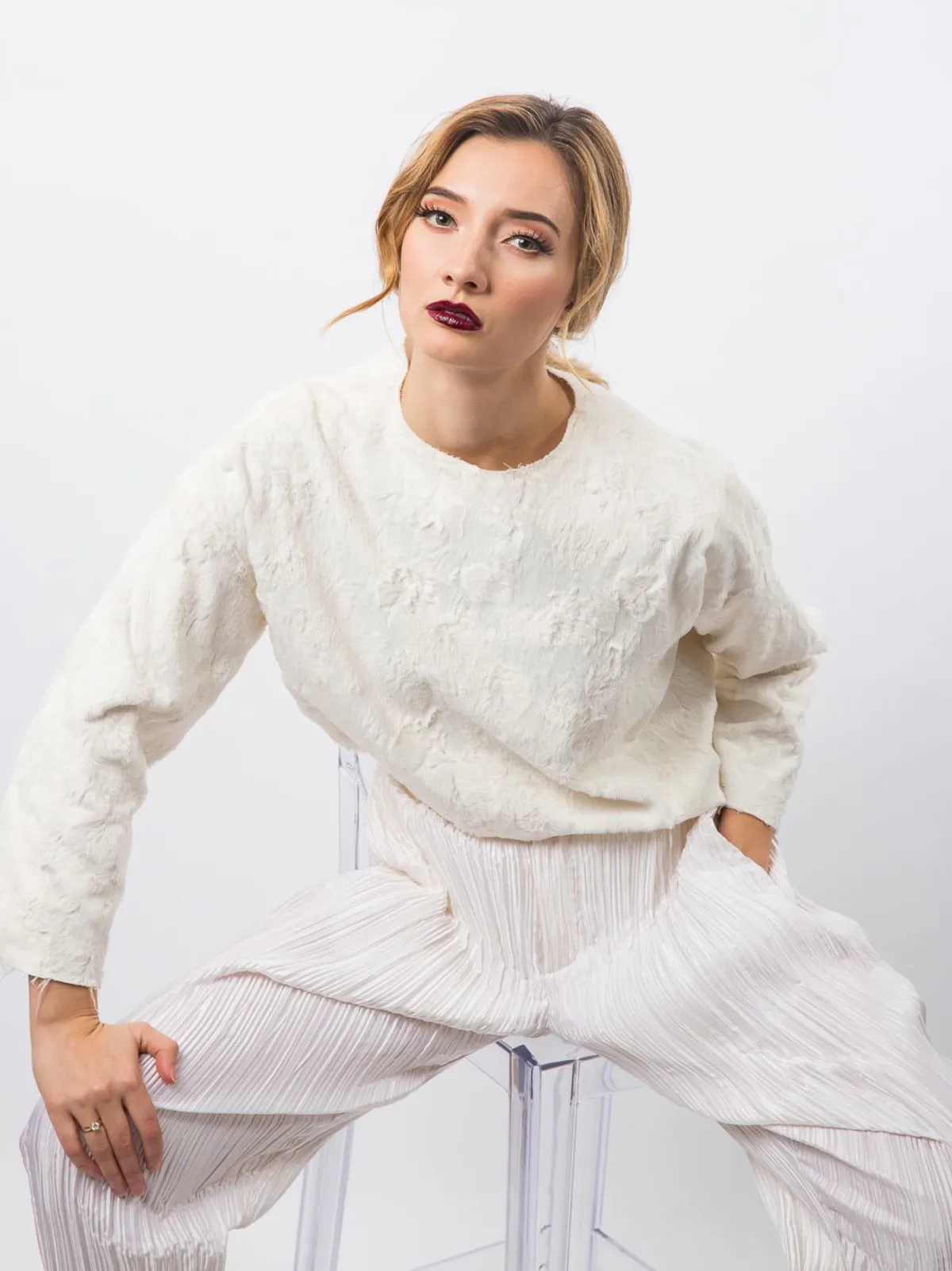 Oversized Faux Pony Sweater - White