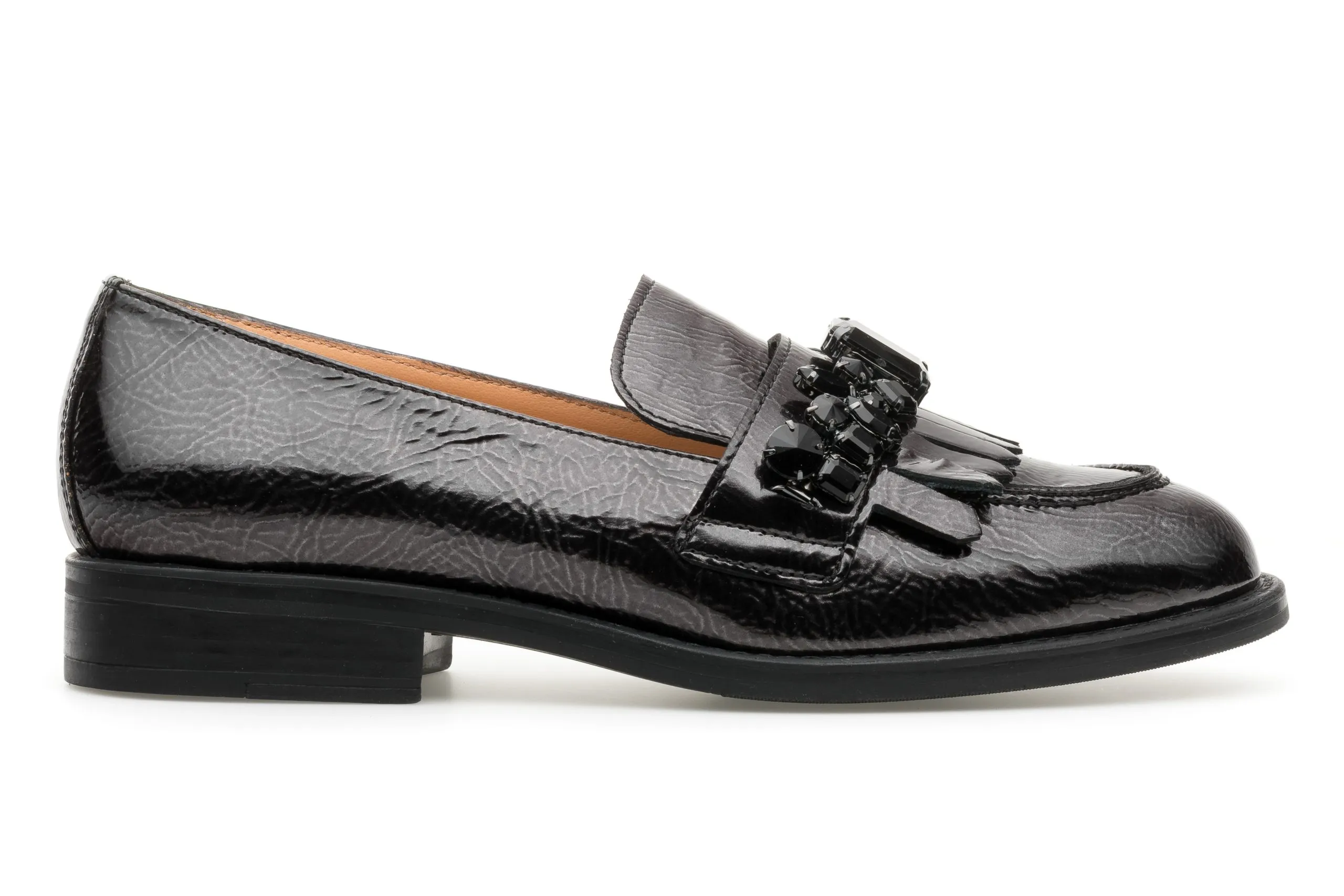 Patent Loafer with Fringes and Accessory