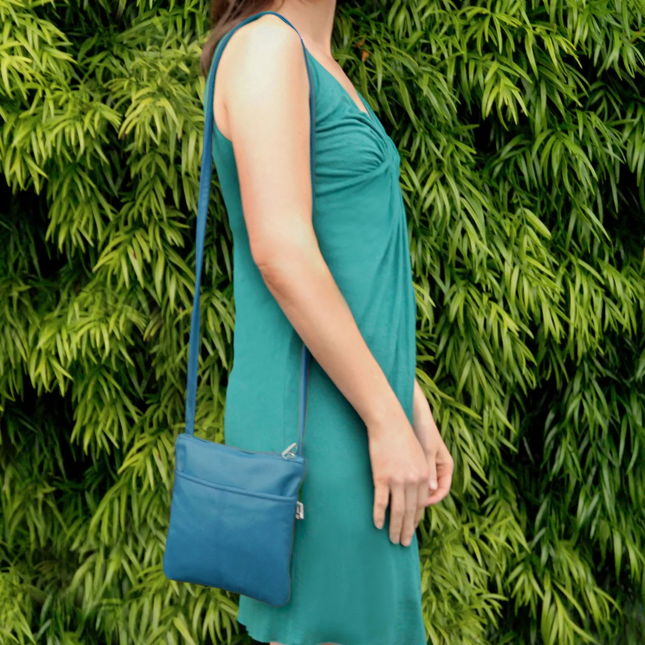 SVEN Style No. 071 Crossbody/Shoulder Bag teal leather