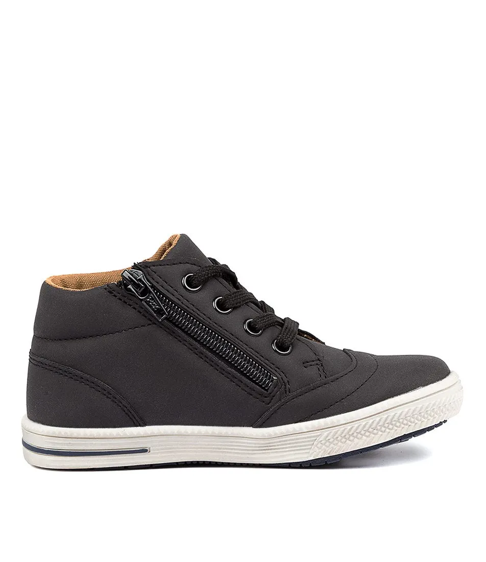 WALNUT Storm Sneaker Black Smooth