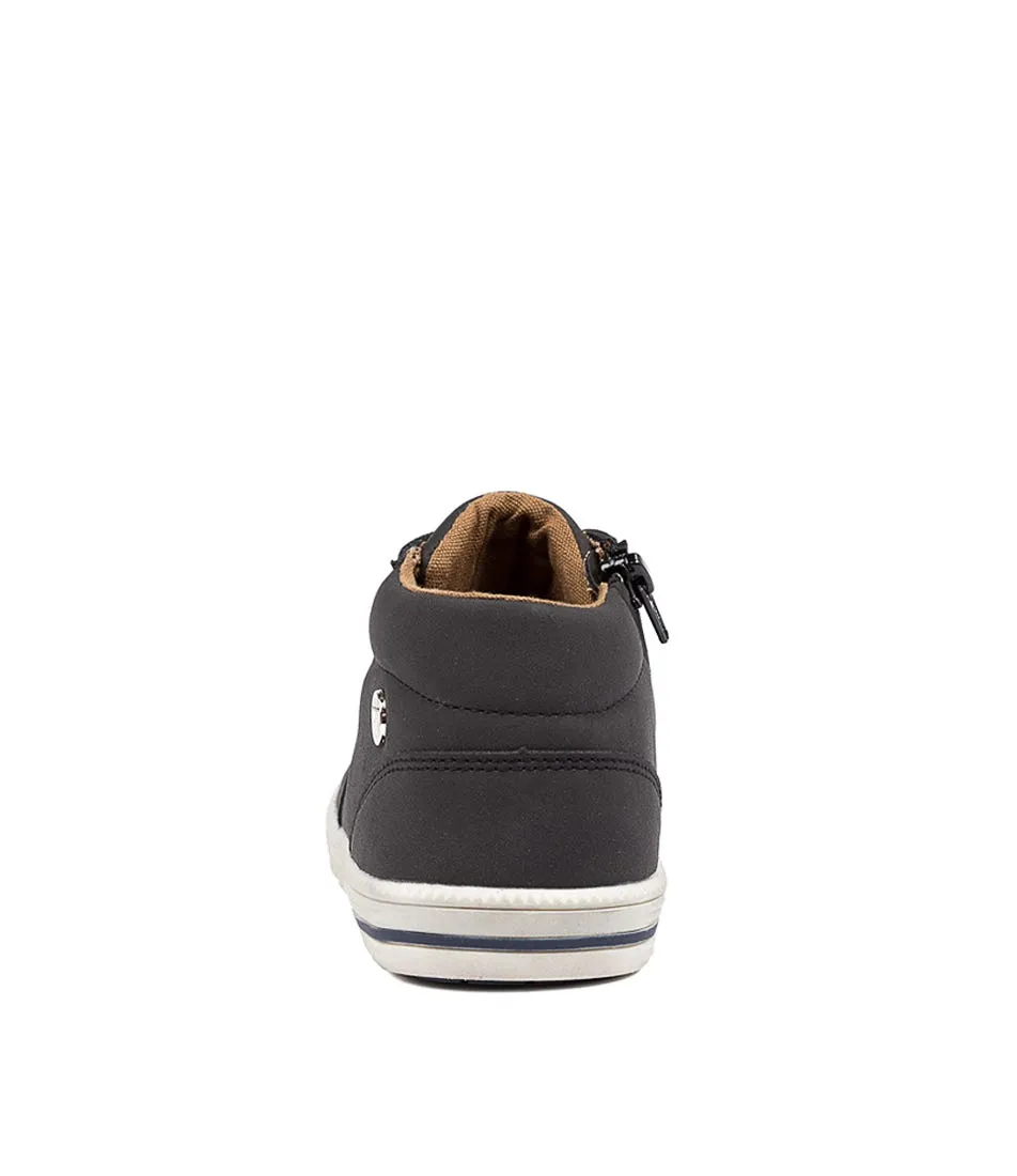 WALNUT Storm Sneaker Black Smooth